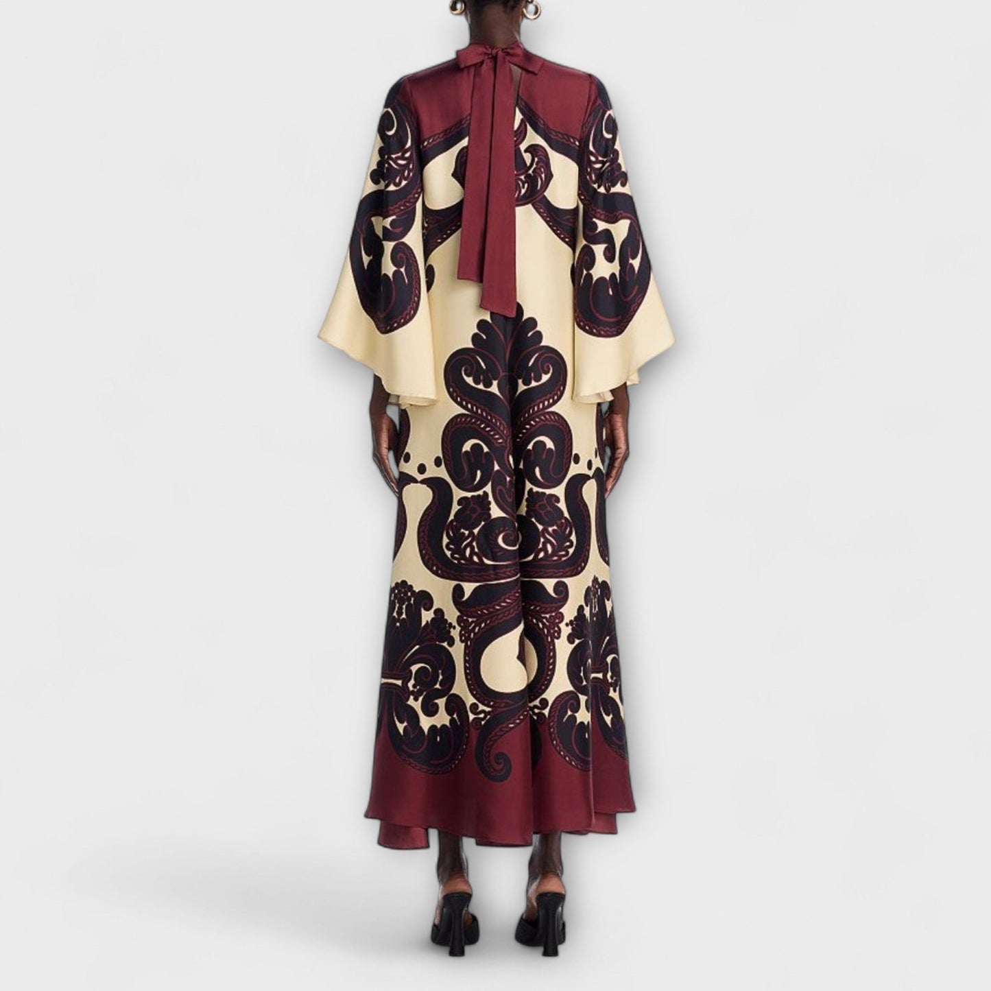 Chic Grenadilla Print Maxi Dress for Any Occasion