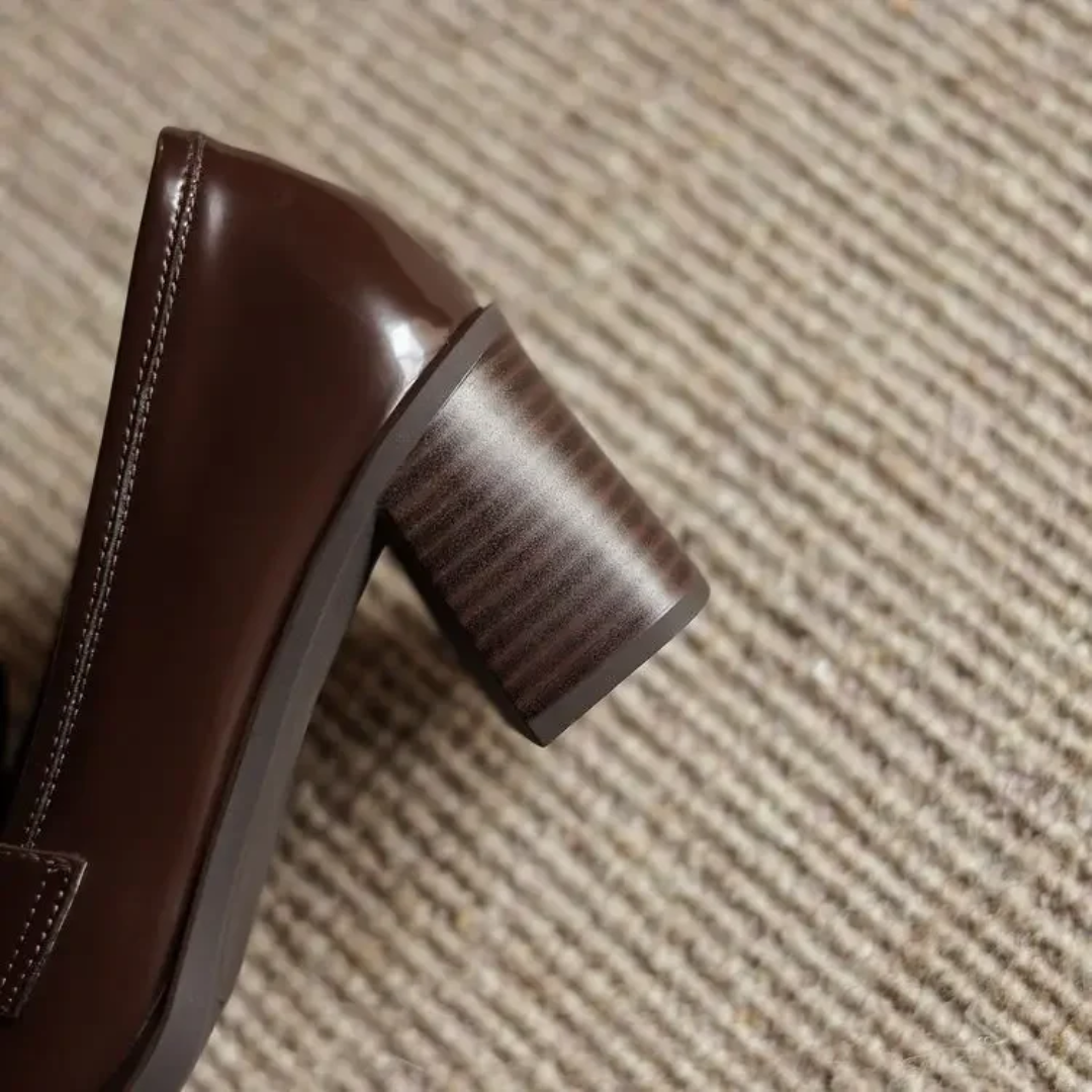 Chic Dorothy Loafer Pumps for Stylish Occasions