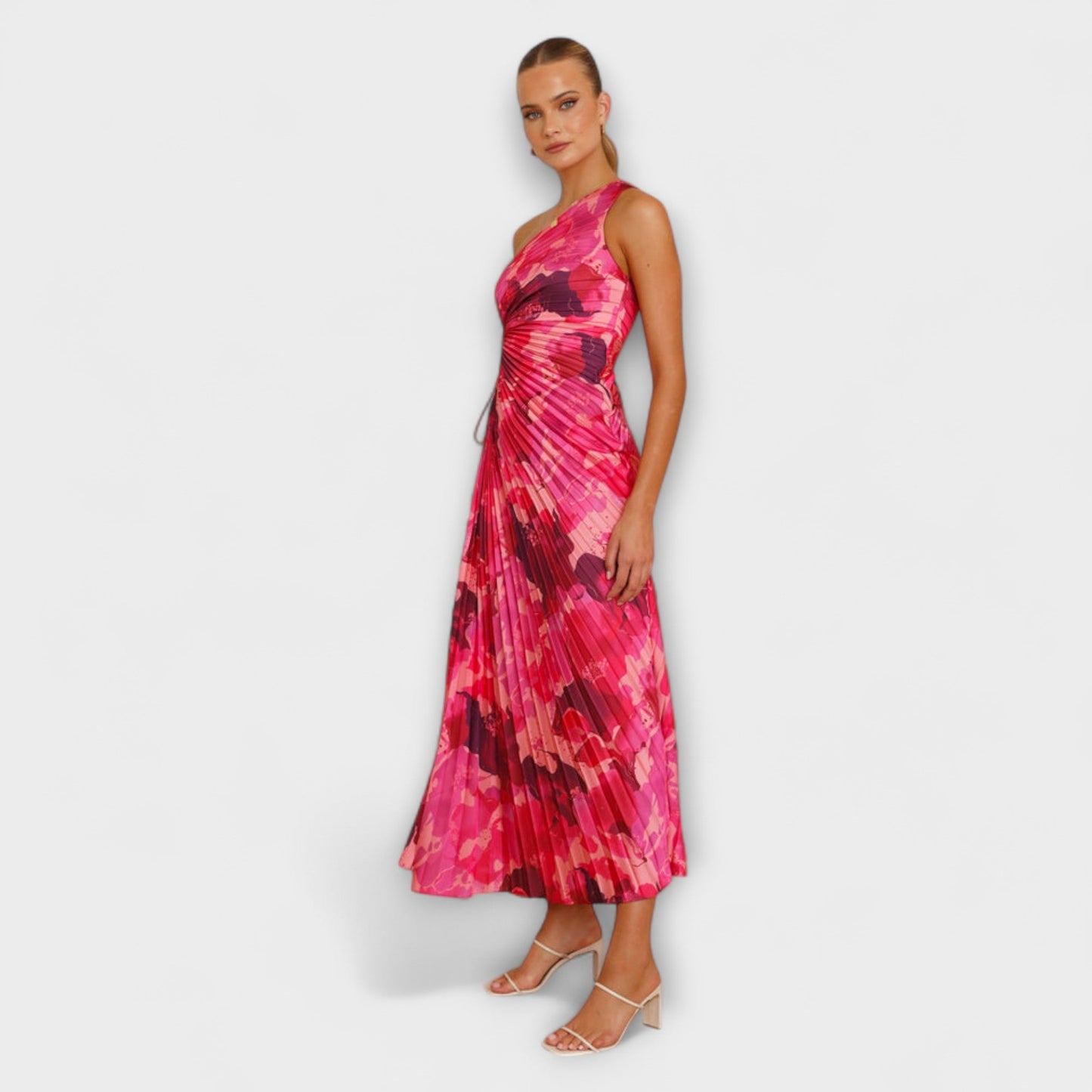 Sienna - Chic Cut-Out Maxi Dress for Events