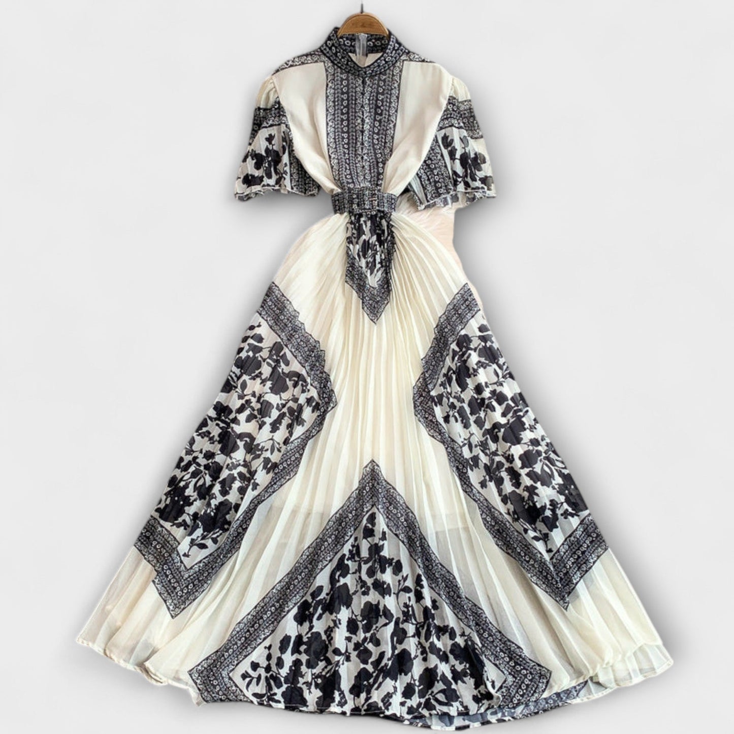 Delilah - Retro Chic Dress for Any Occasion