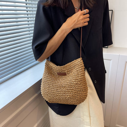 Chic Canvas Shoulder Bag for Everyday Wear