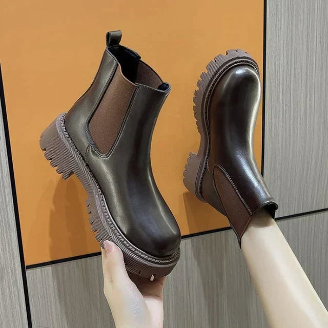 Chic Chelsea Boots for All Occasions