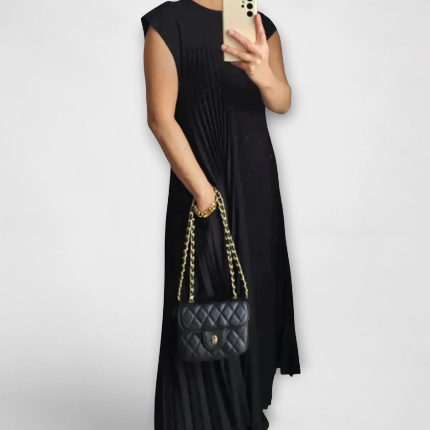Zairelle – Chic Pleated Dress for Any Occasion