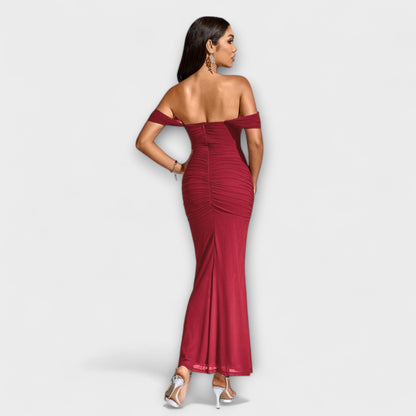 Ione - Chic Off-Shoulder Ruched Dress for Any Occasion