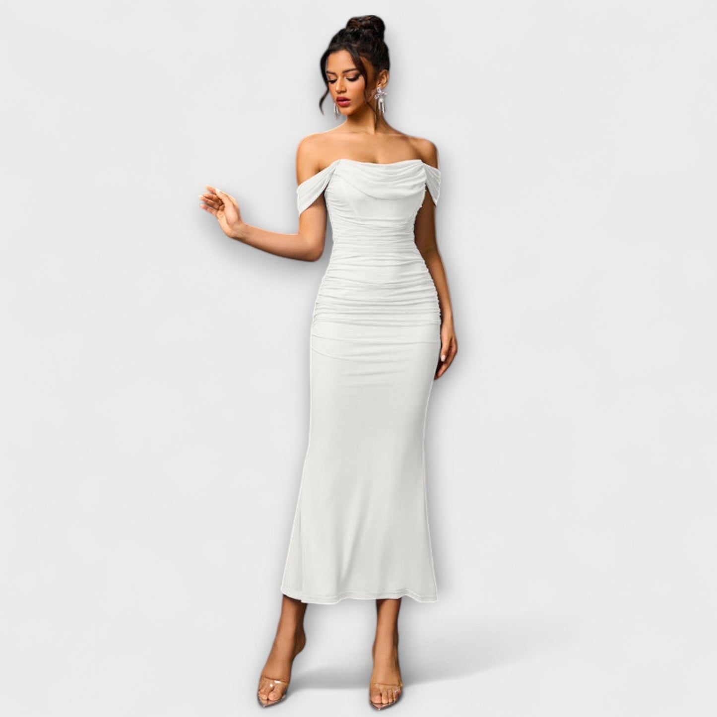 Ione - Chic Off-Shoulder Ruched Dress for Any Occasion
