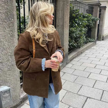 Chic Vintage Suede Blazer for Stylish Occasions