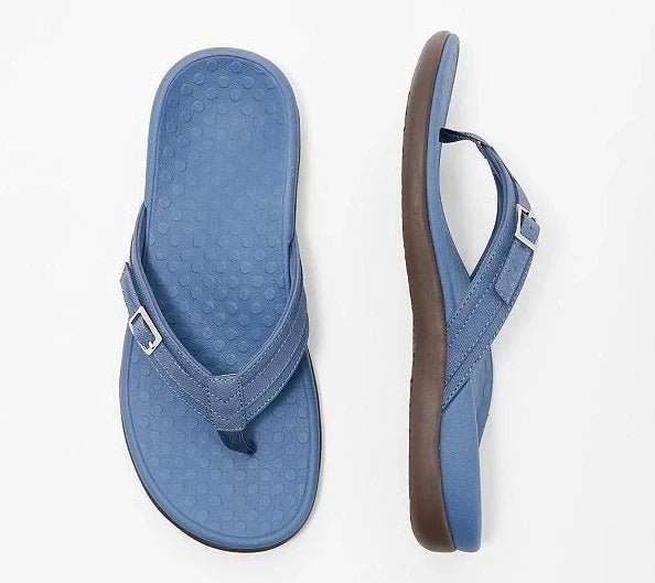Stylish Women’s Flip-Flops for All-Day Adventures