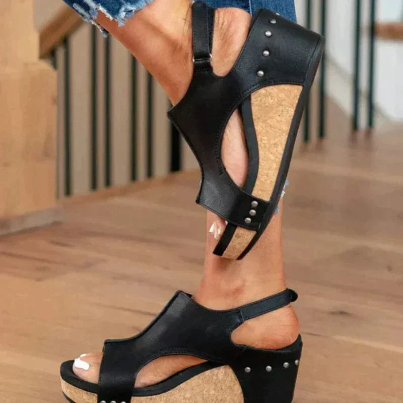 Chic Women's Wedge Sandals for Any Occasion